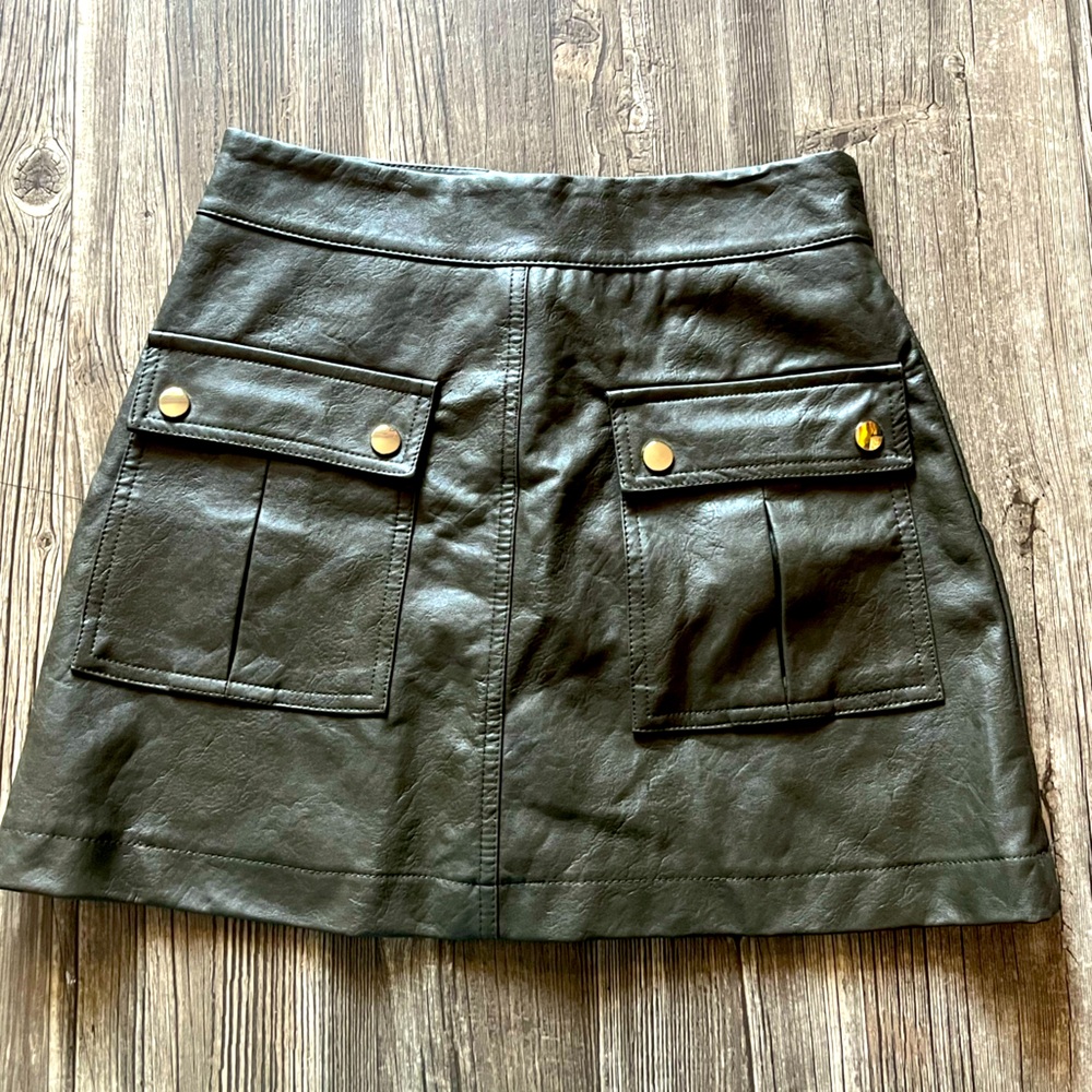 Leather skirt